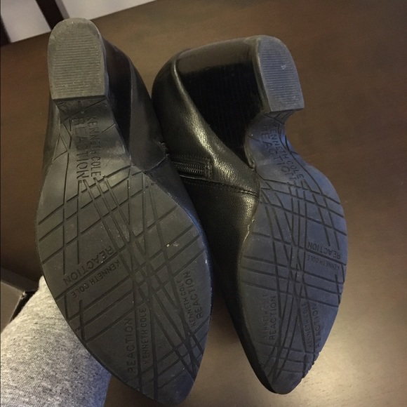 Kenneth Cole Reaction Black leather ankle boots - Picture 3 of 4